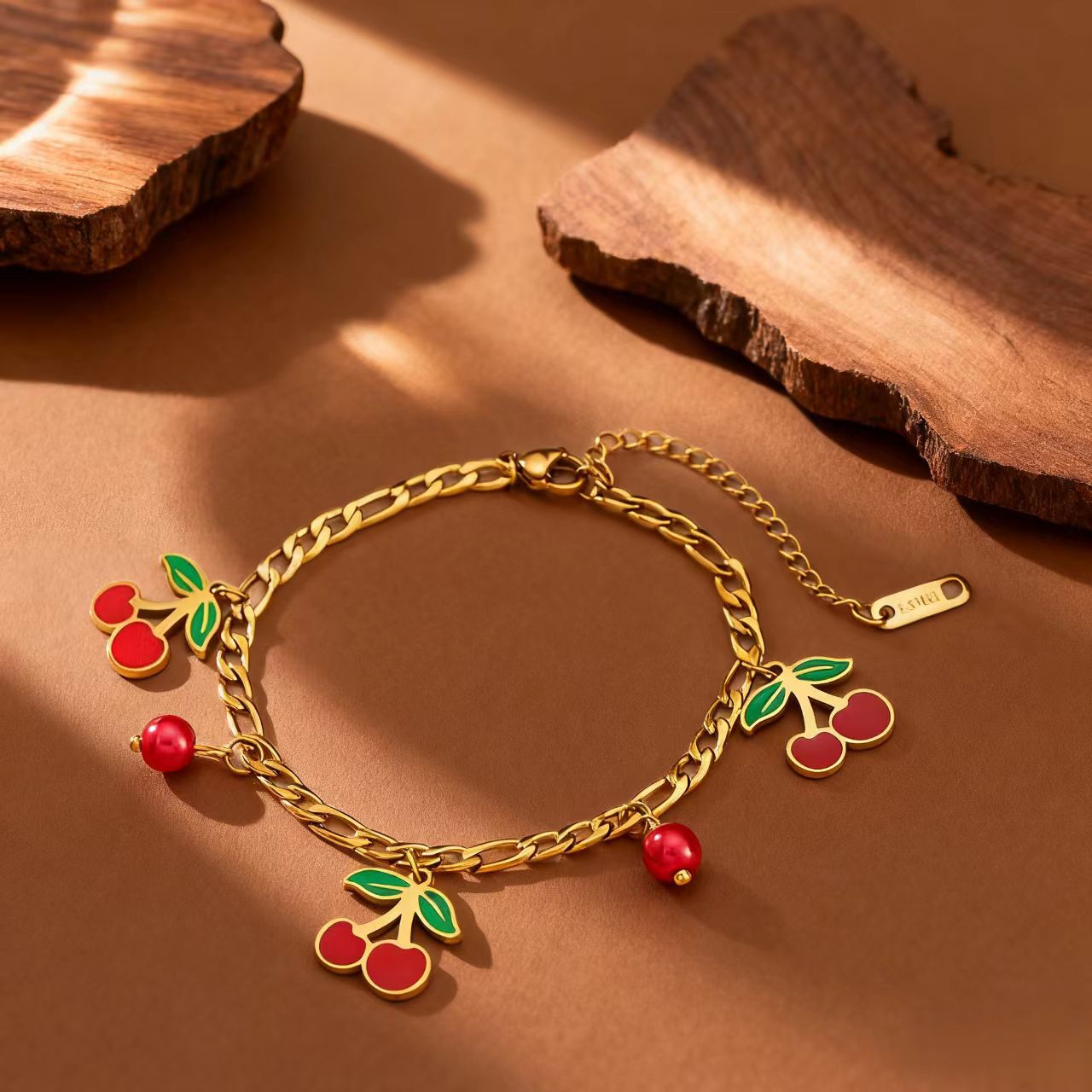 Cherry on top' Chain Bracelet