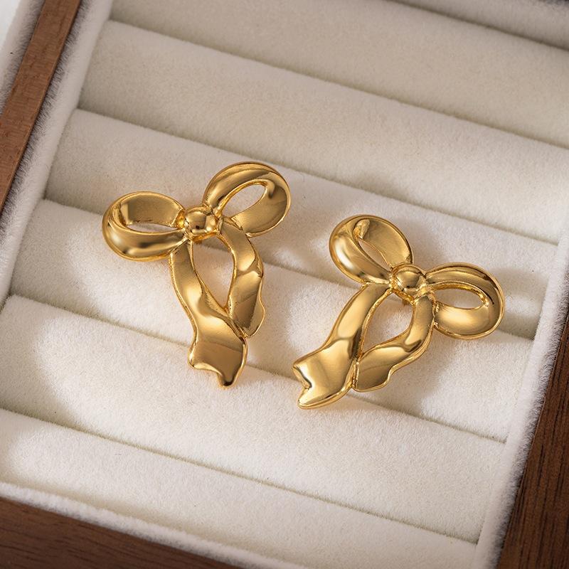 Chic Tie Bows