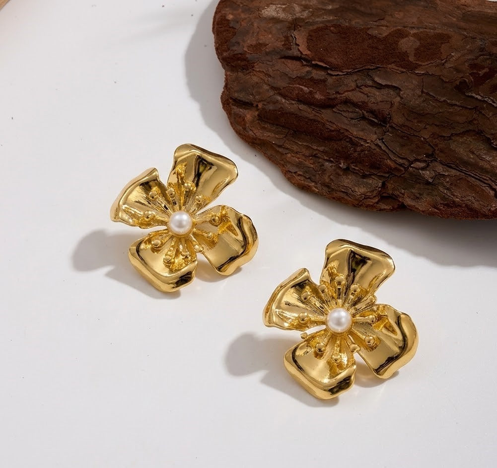 Blooming Pearl Earrings
