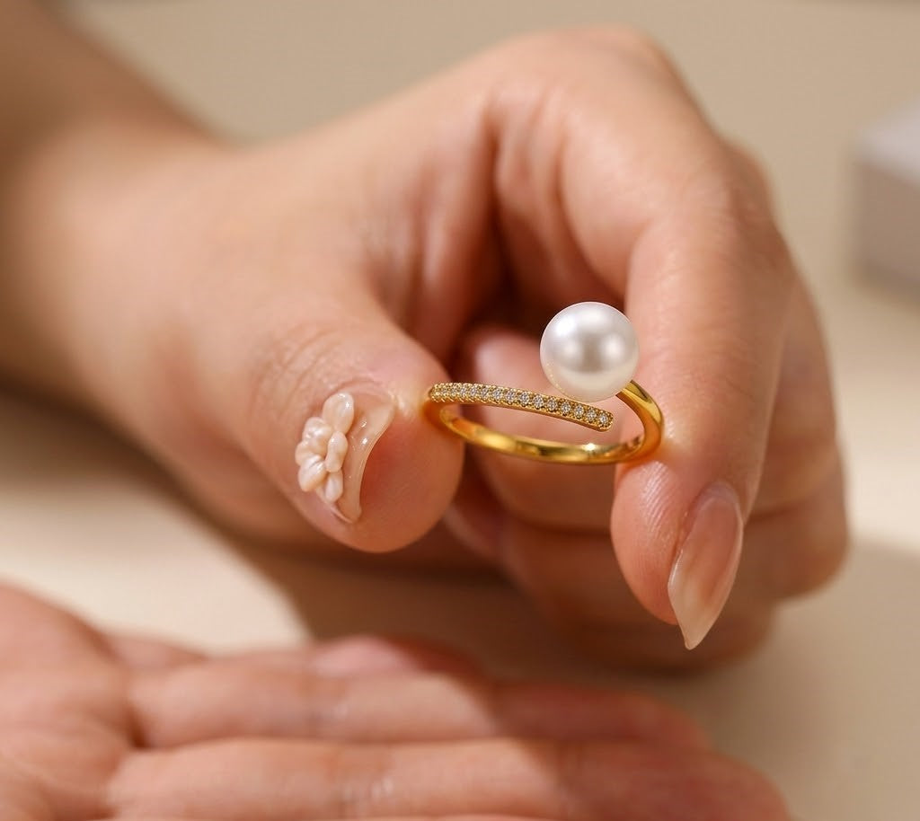 Pearl & Pavé Ring
