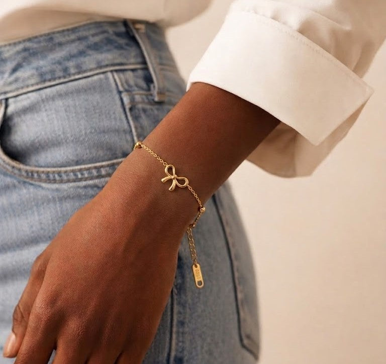 Dainty Bow Bracelet