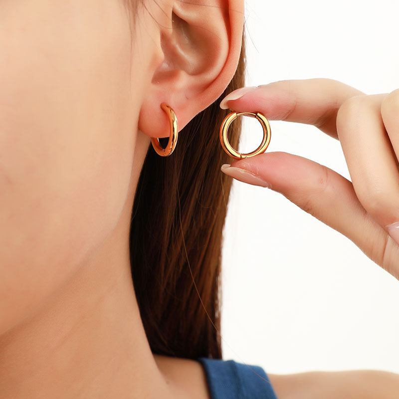 The Mini-malist Hoops 12MM